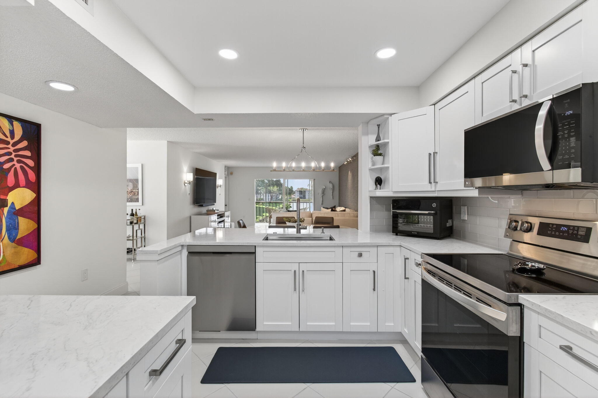 6121 Pointe Regal Circle 201