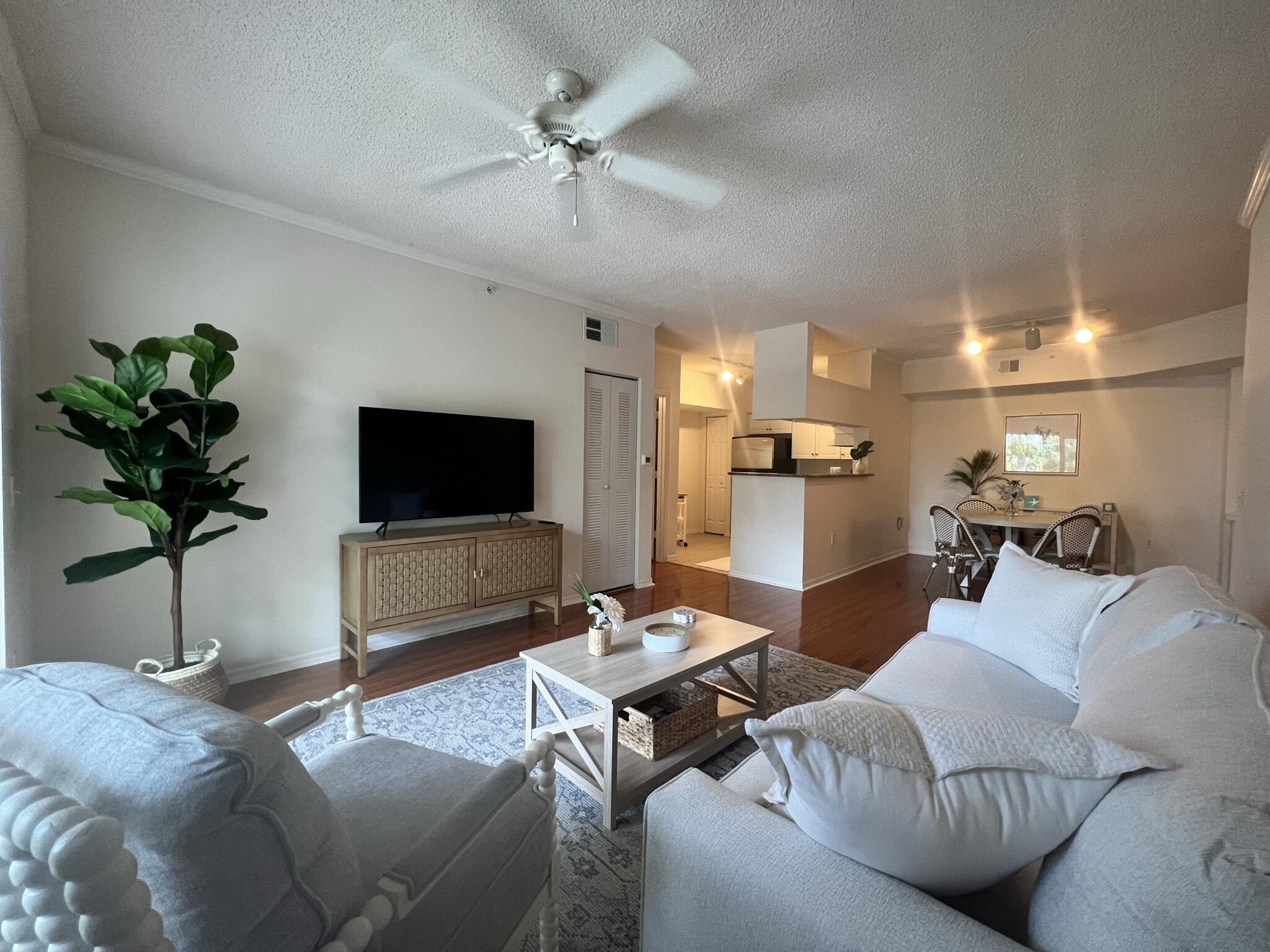 1306 Tuscany Way 306