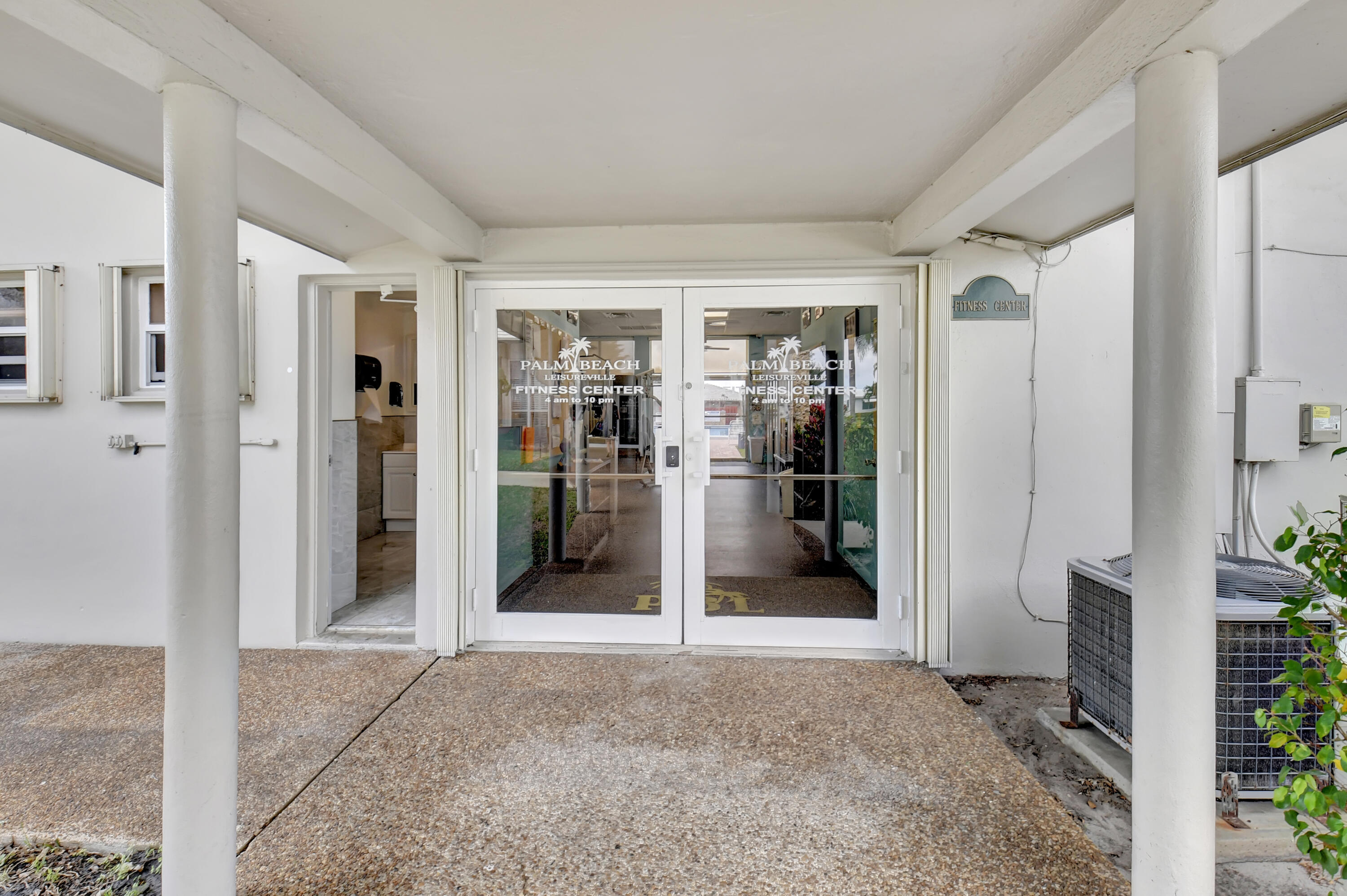 108 SW 9th Street