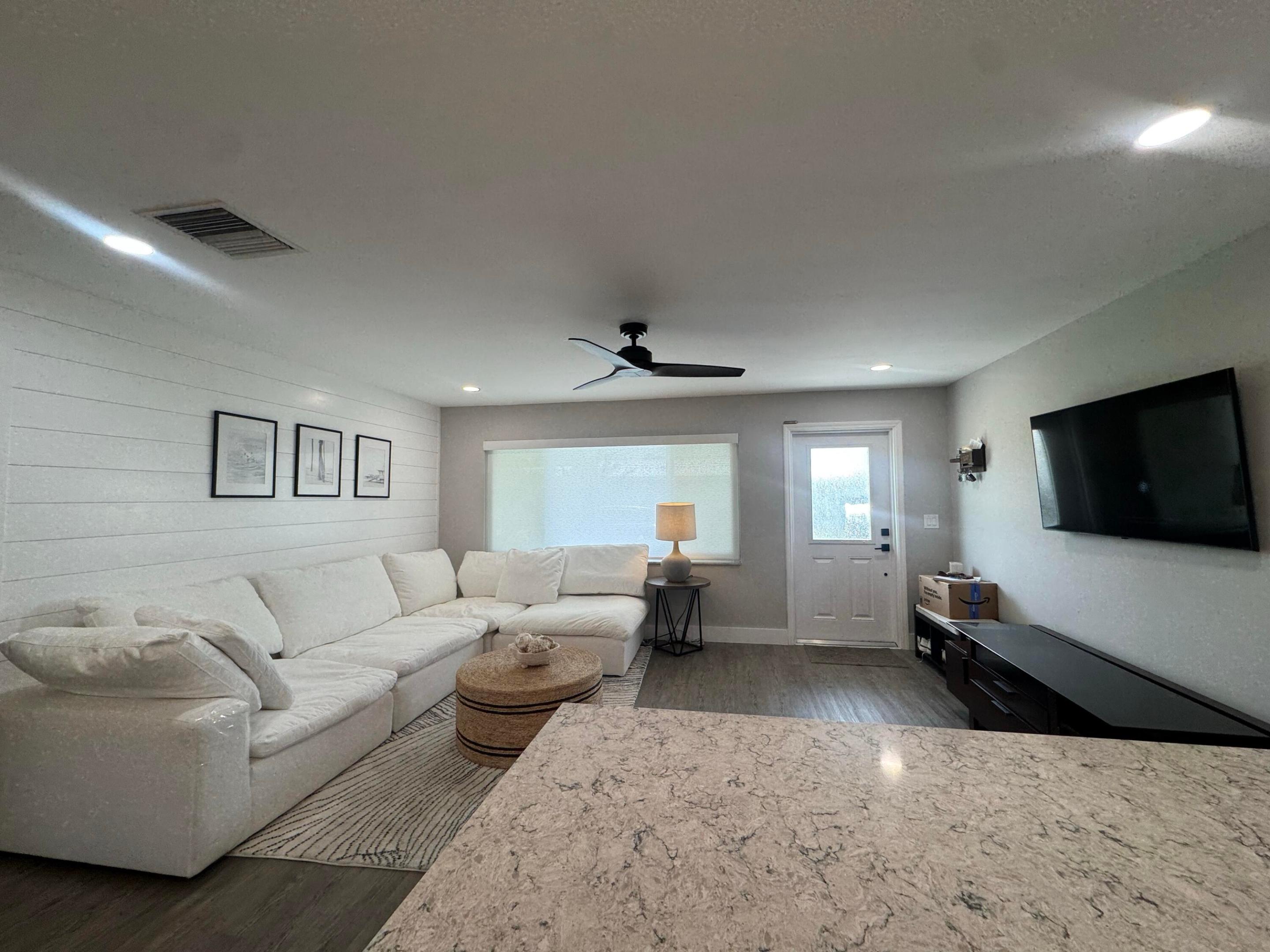108 SW 9th Street