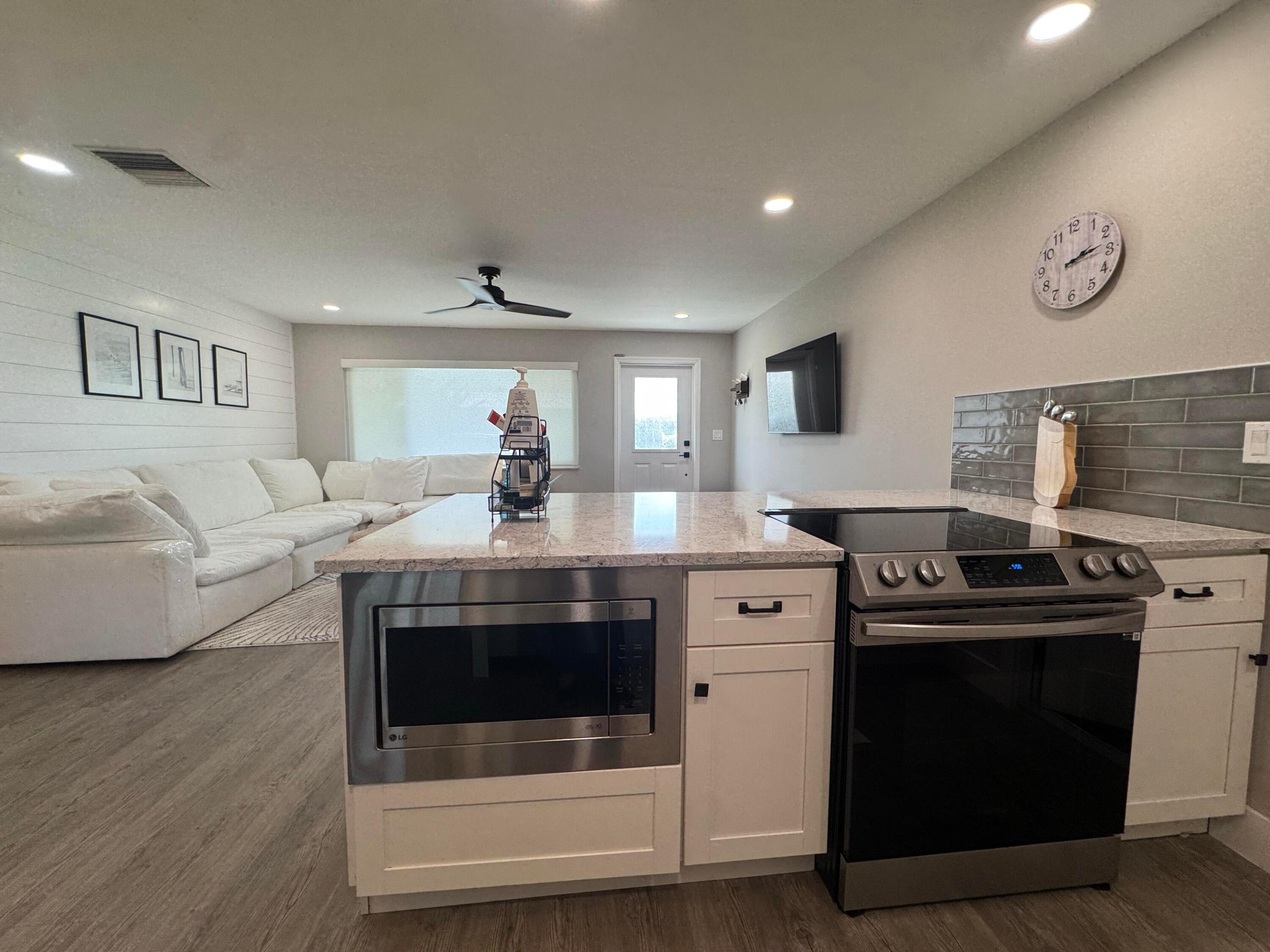 108 SW 9th Street