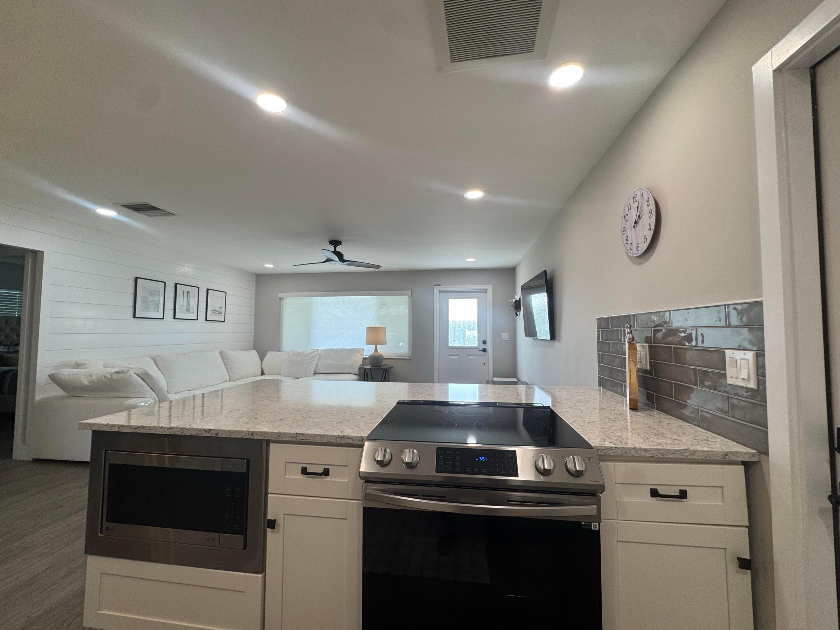 108 SW 9th Street