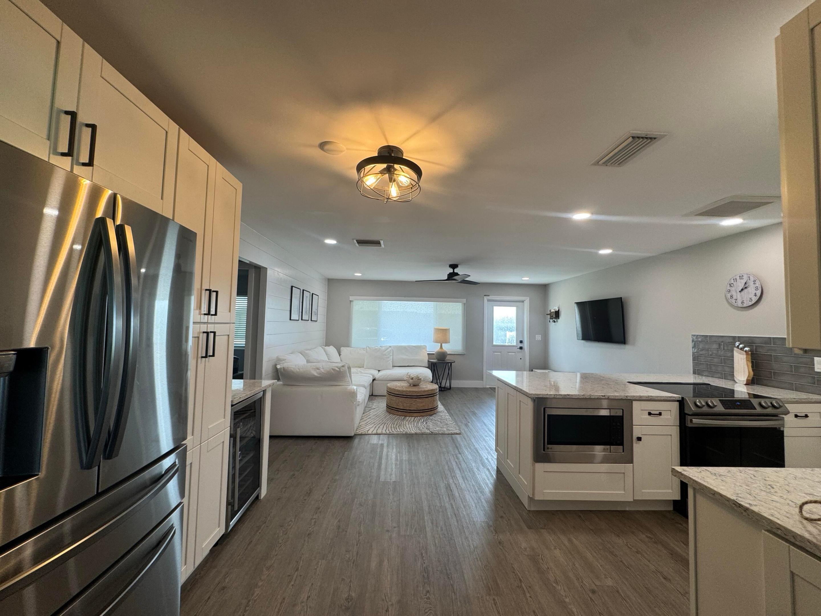 108 SW 9th Street
