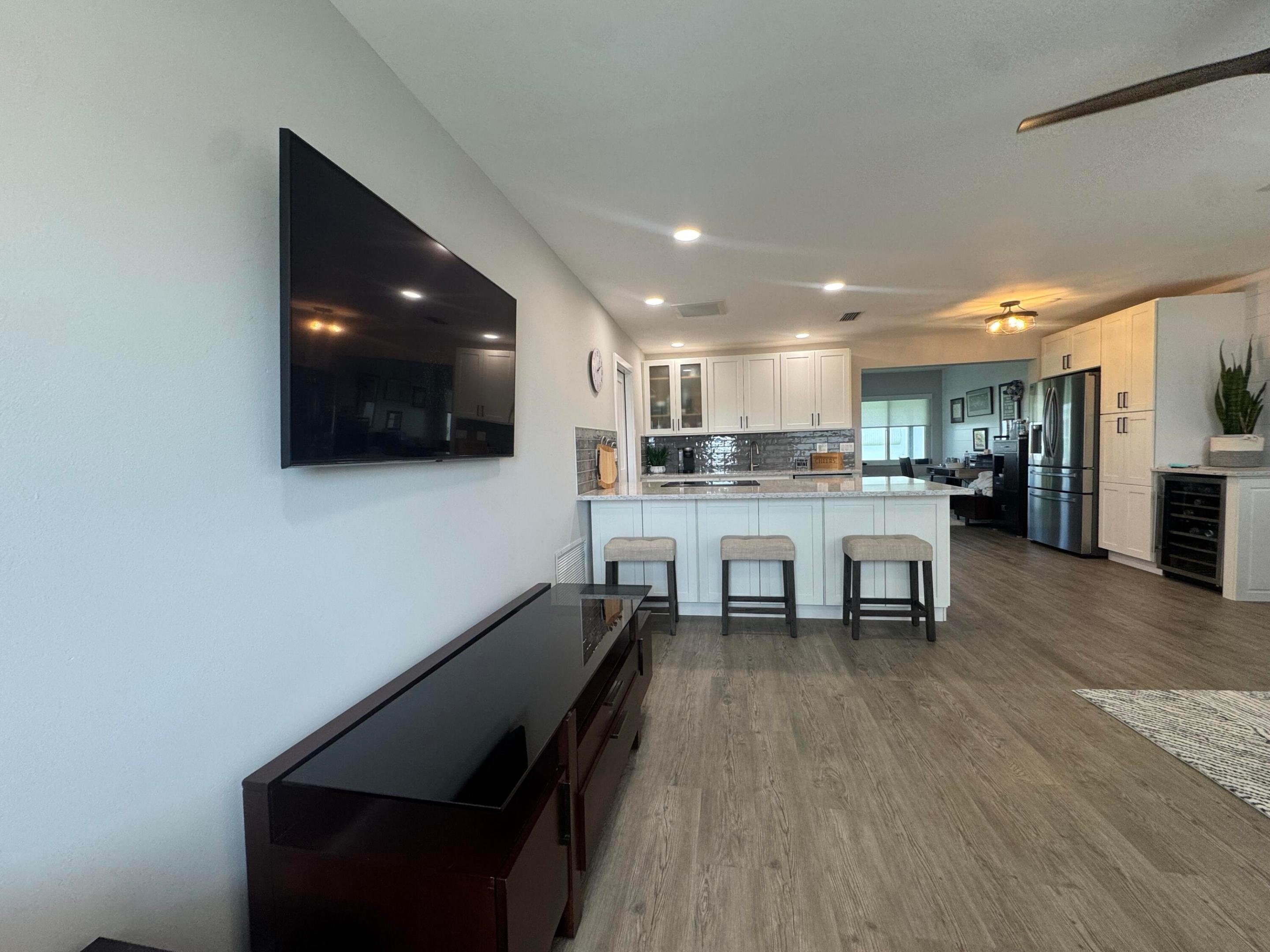 108 SW 9th Street