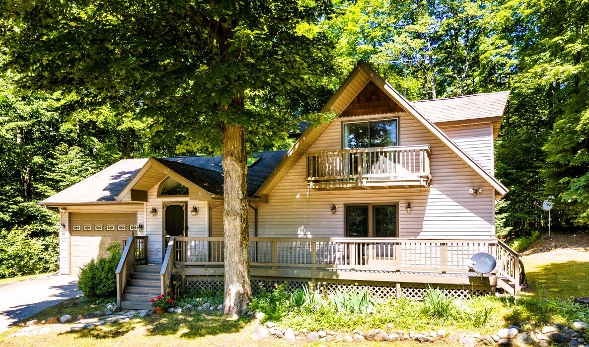 6106 Eastwood Court
