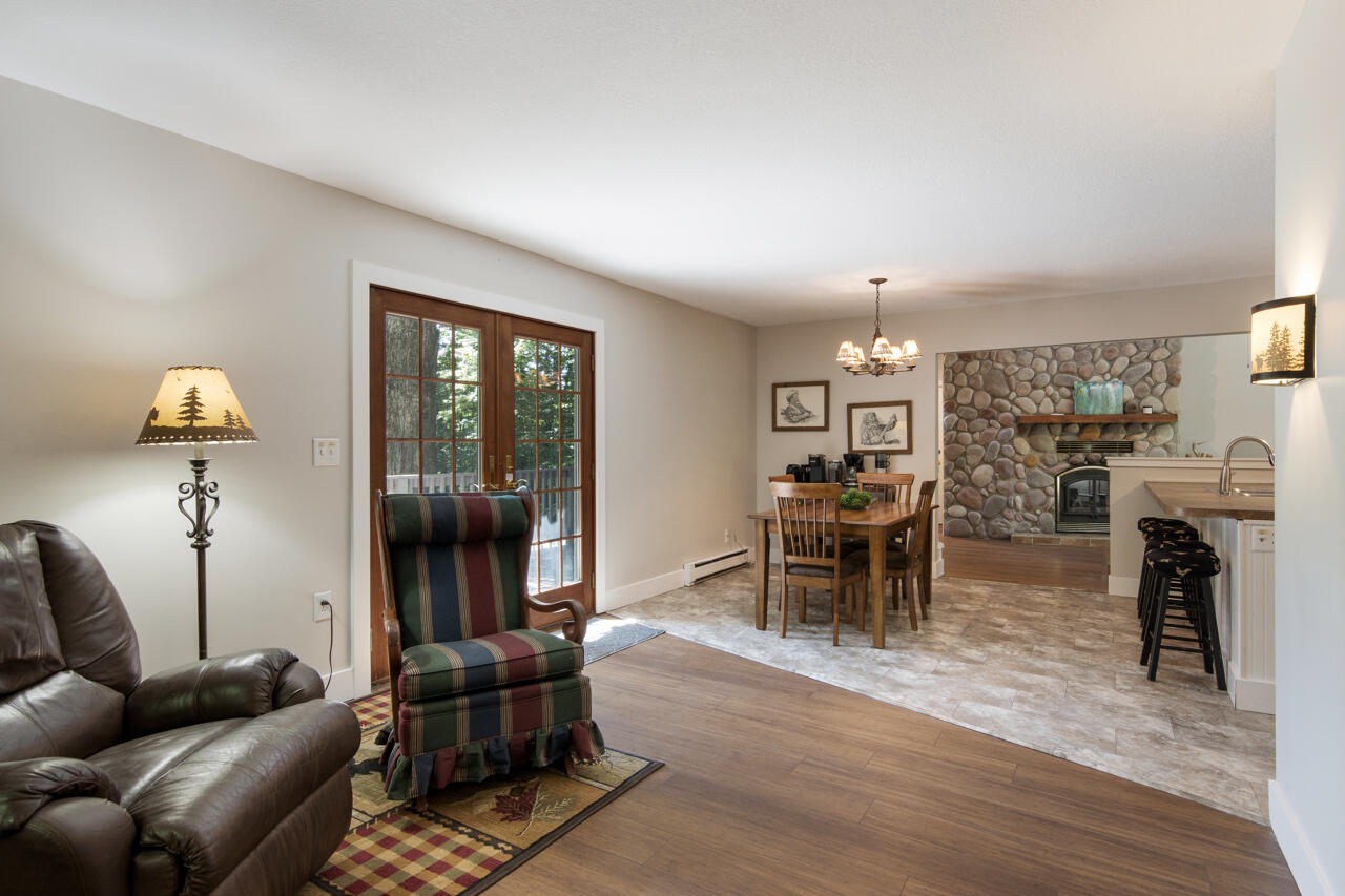 6106 Eastwood Court