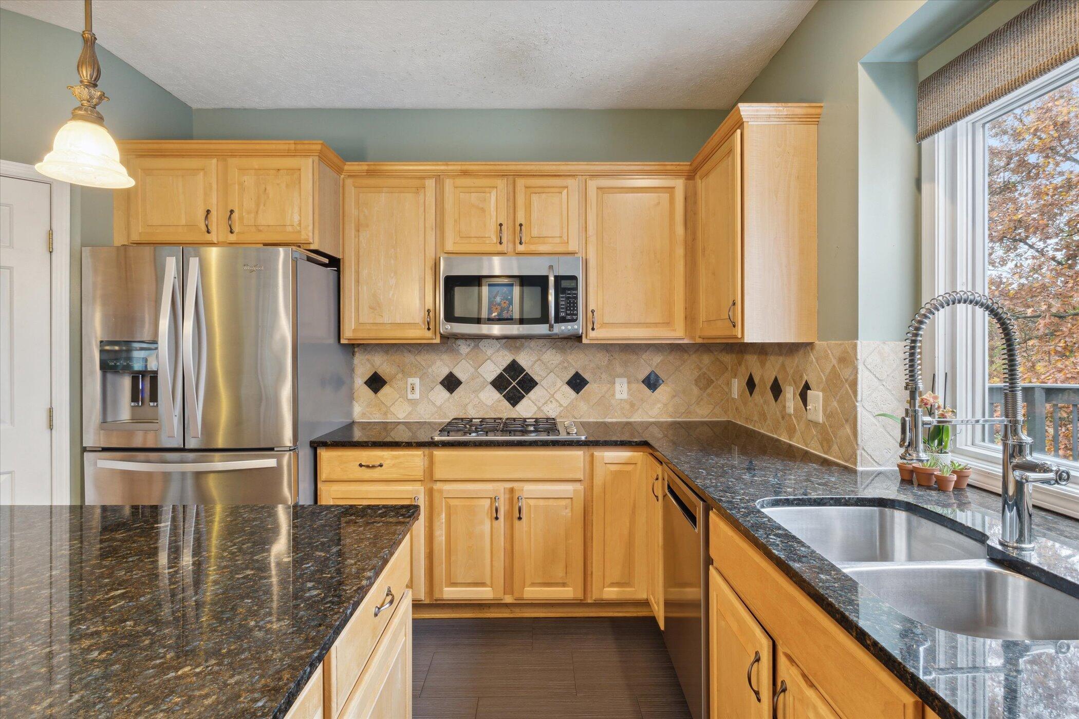 4543 Canterwood Drive NE