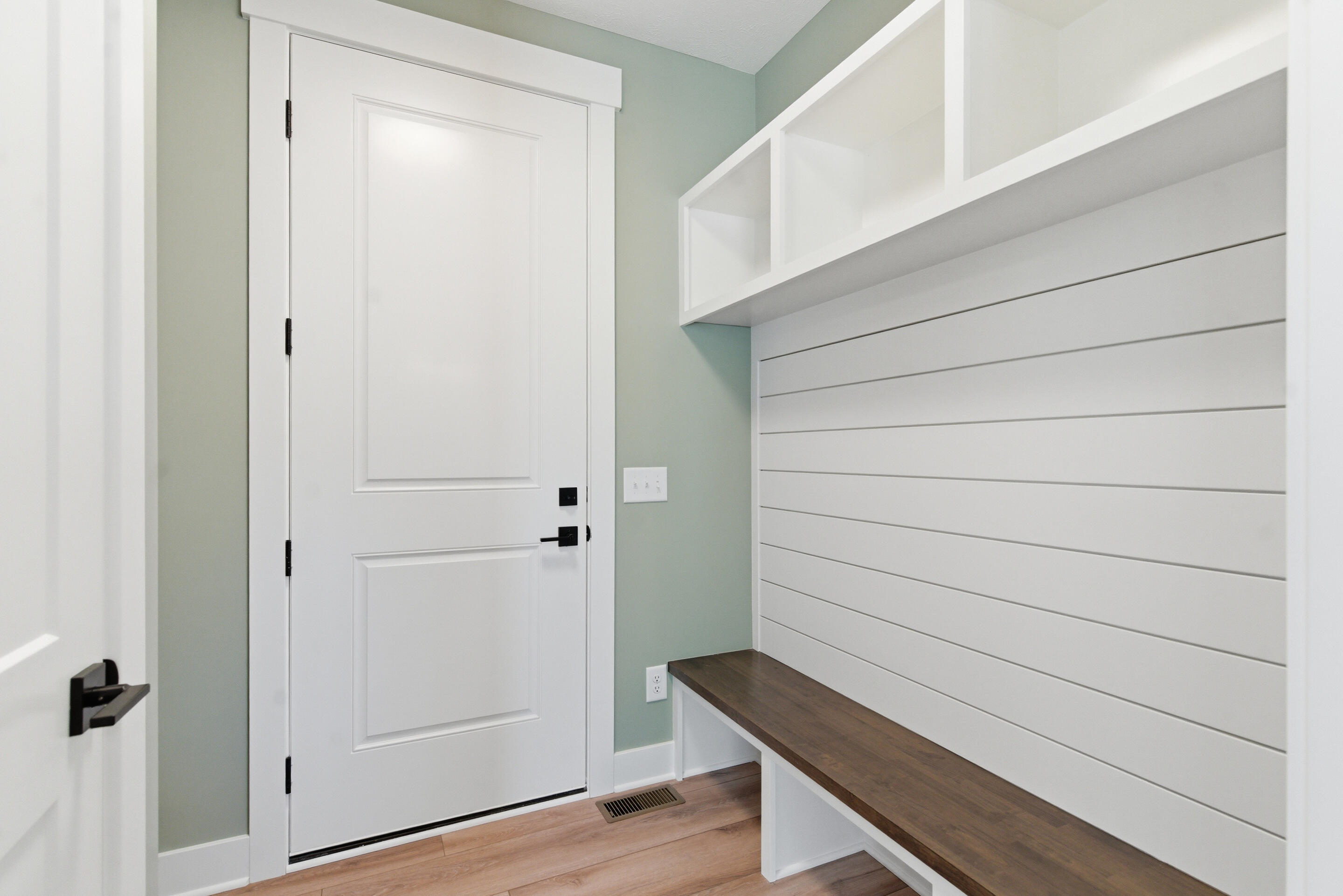 9933 Honey Creek Trail