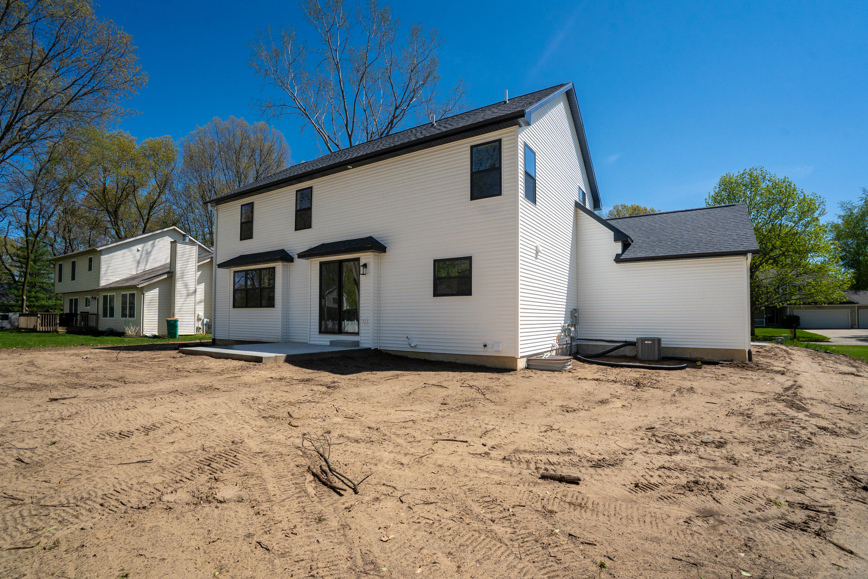 9933 Honey Creek Trail