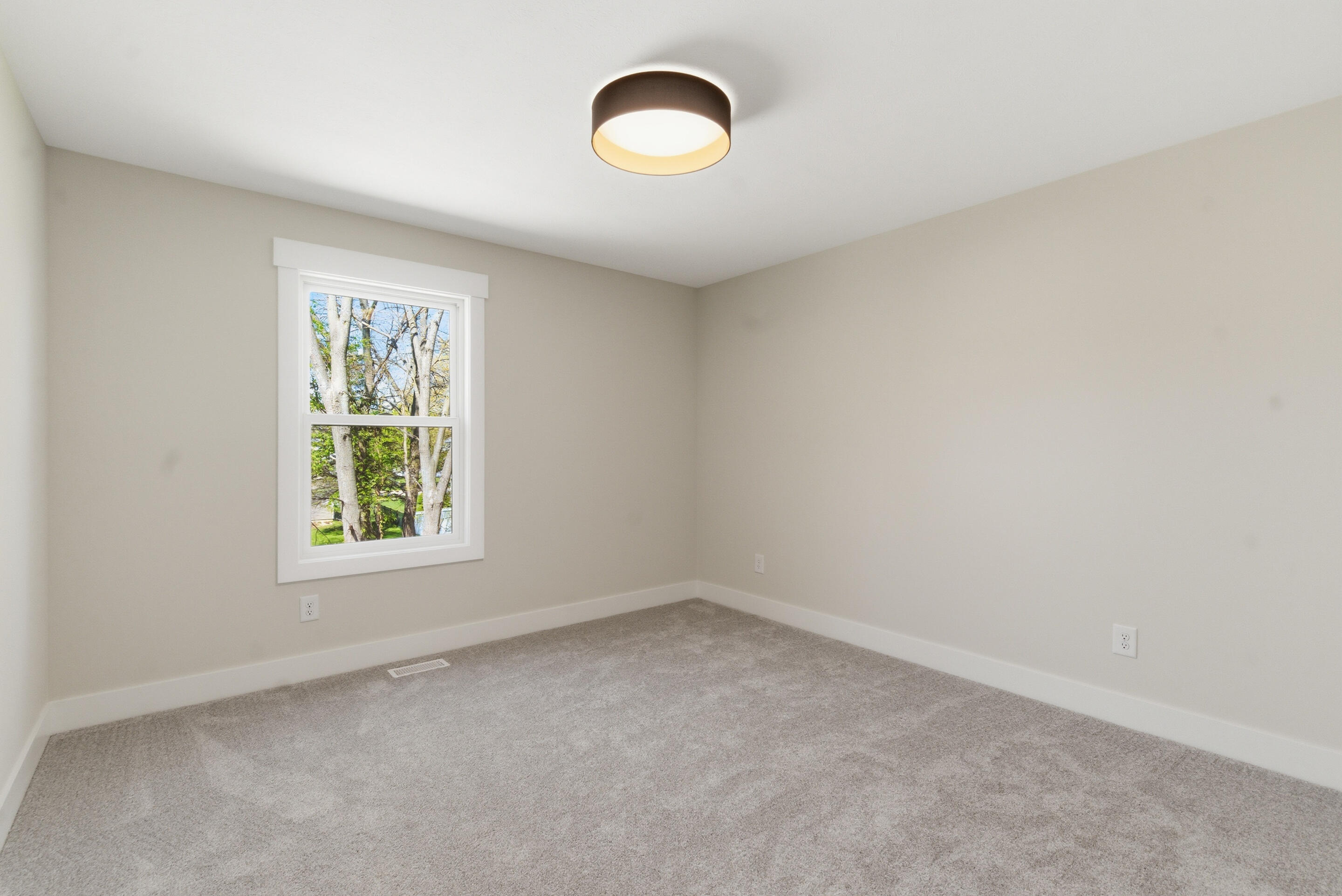 9933 Honey Creek Trail