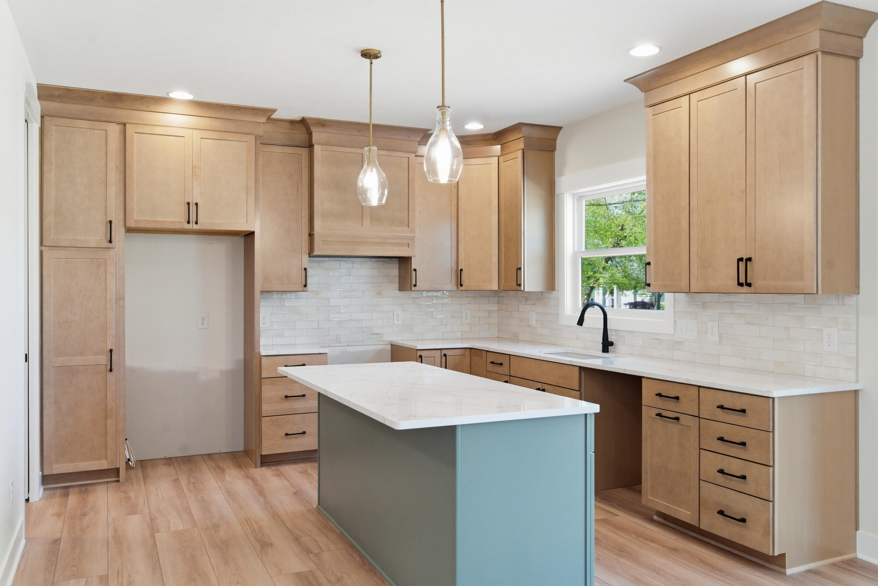 9933 Honey Creek Trail
