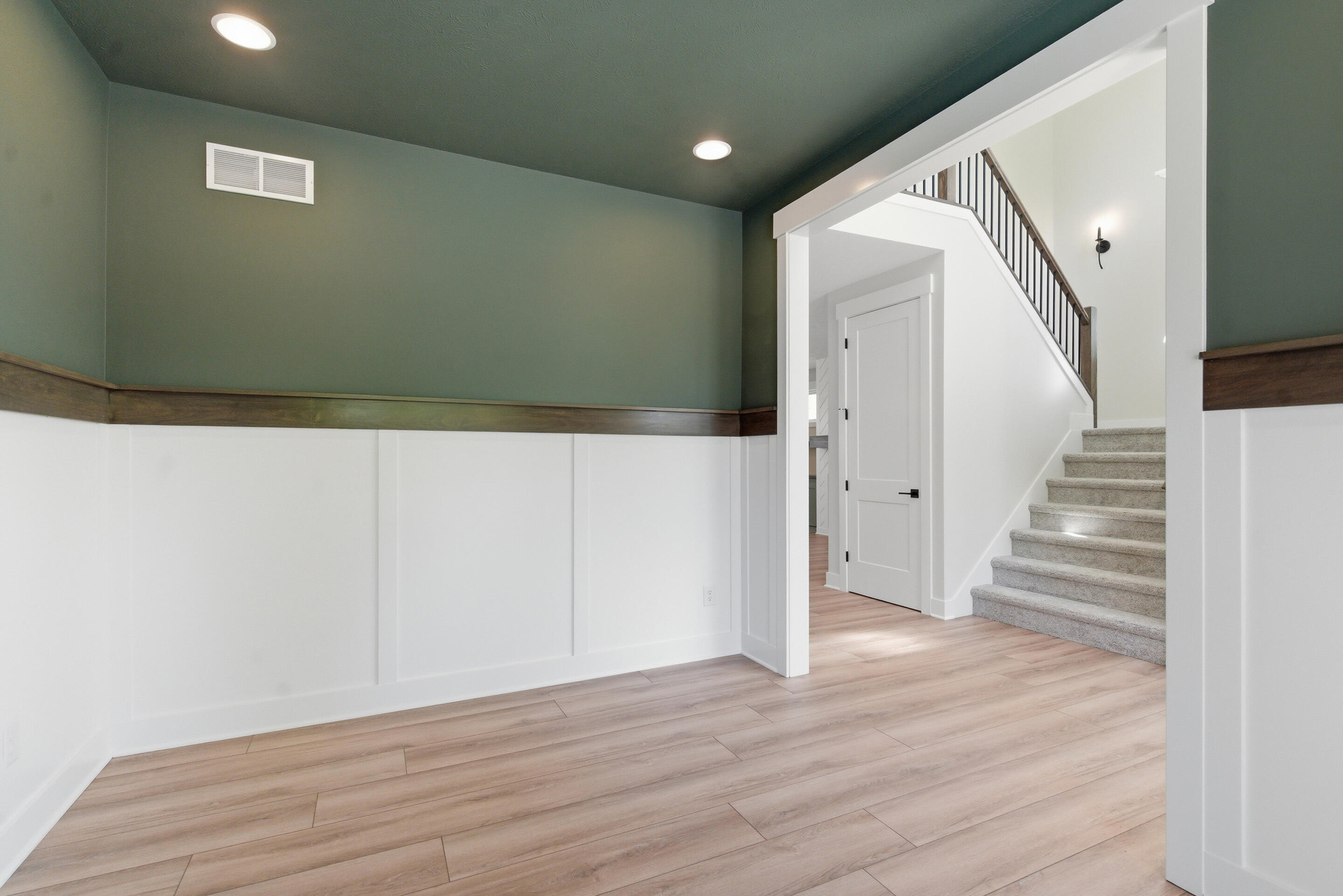 9933 Honey Creek Trail