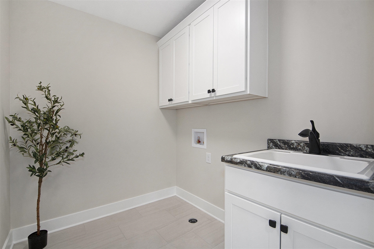 7931 Tessa Trail