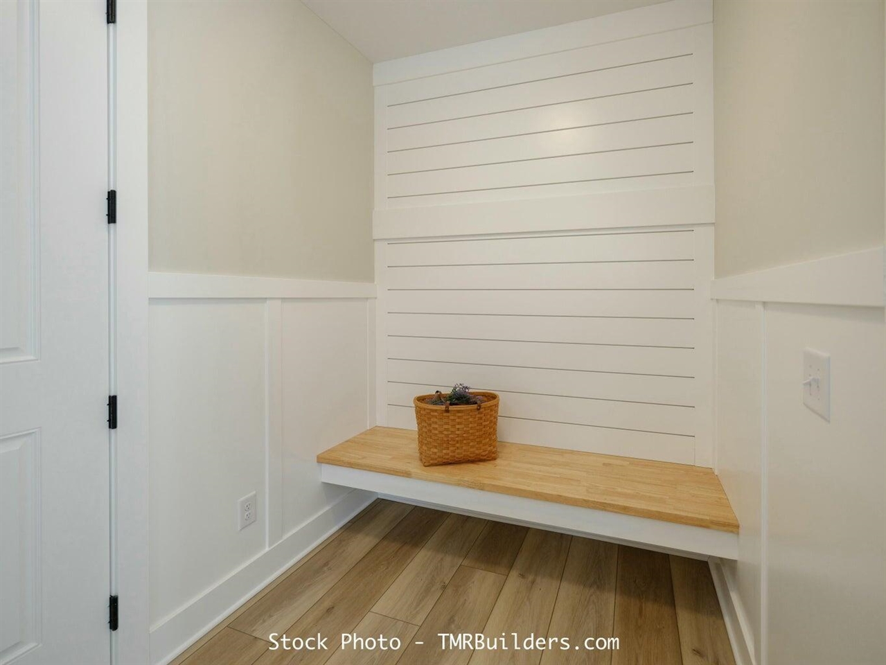 7865 Tessa Trail