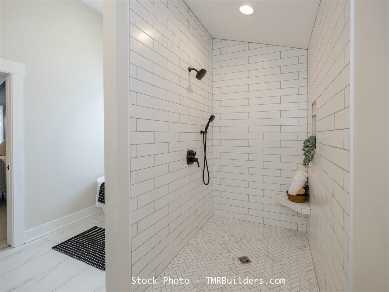 7865 Tessa Trail