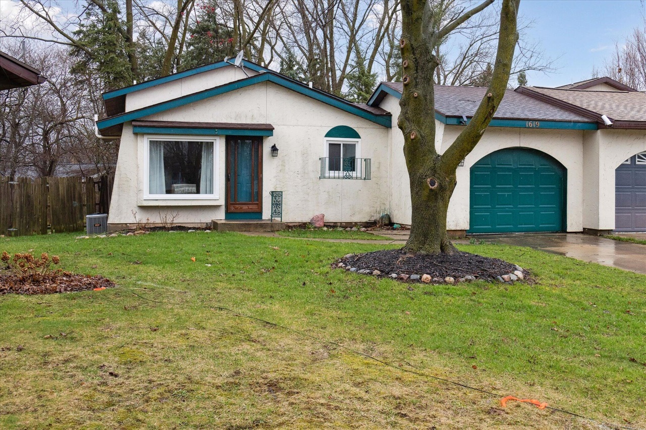 1619 Diamond Court