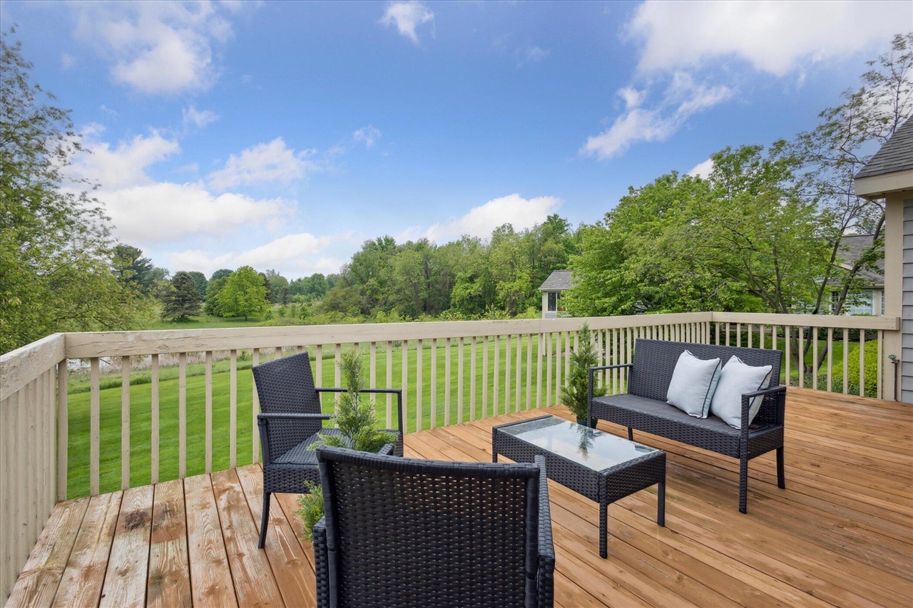 7645 Greenbrier Drive