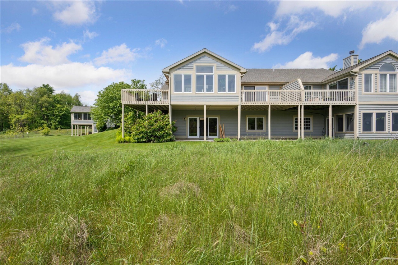 7645 Greenbrier Drive