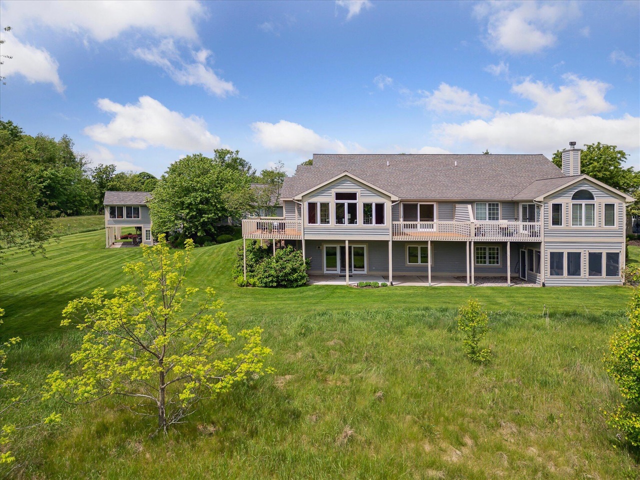 7645 Greenbrier Drive