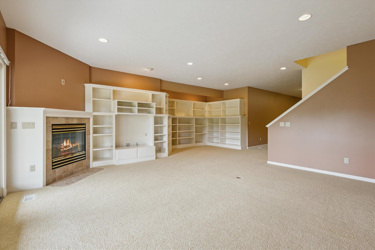 7645 Greenbrier Drive