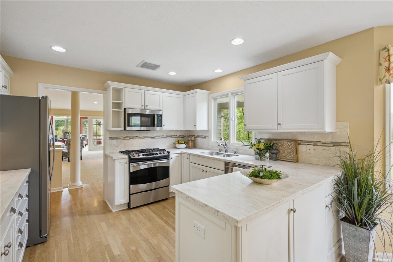 7645 Greenbrier Drive