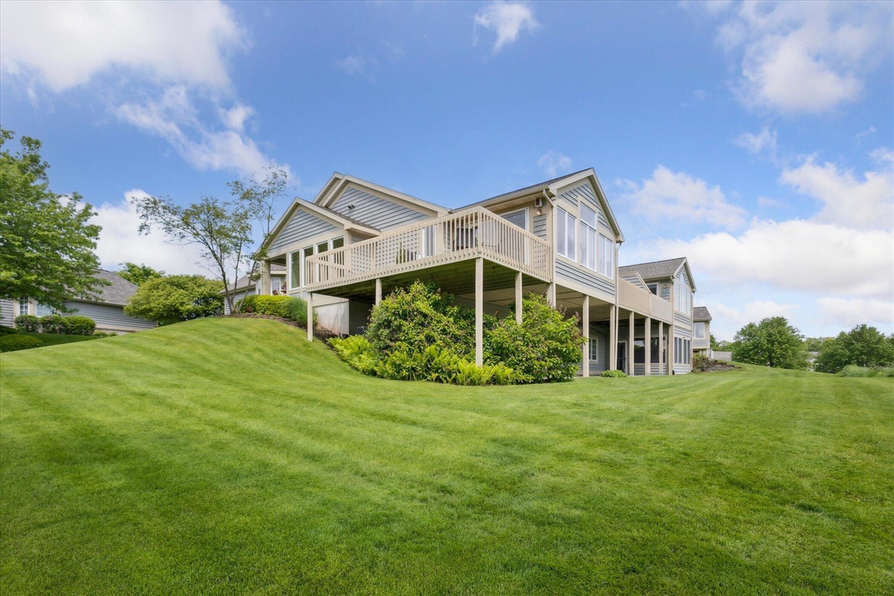 7645 Greenbrier Drive