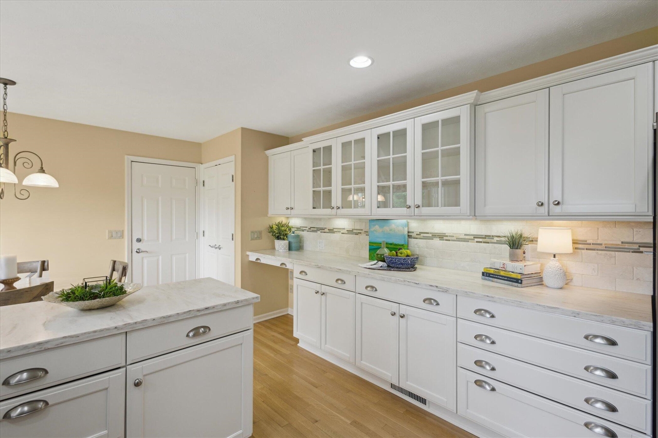 7645 Greenbrier Drive