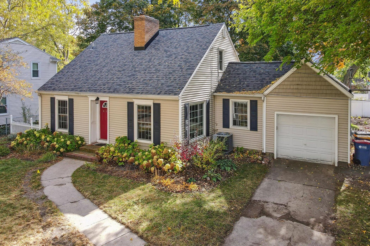 856 Mulford Drive