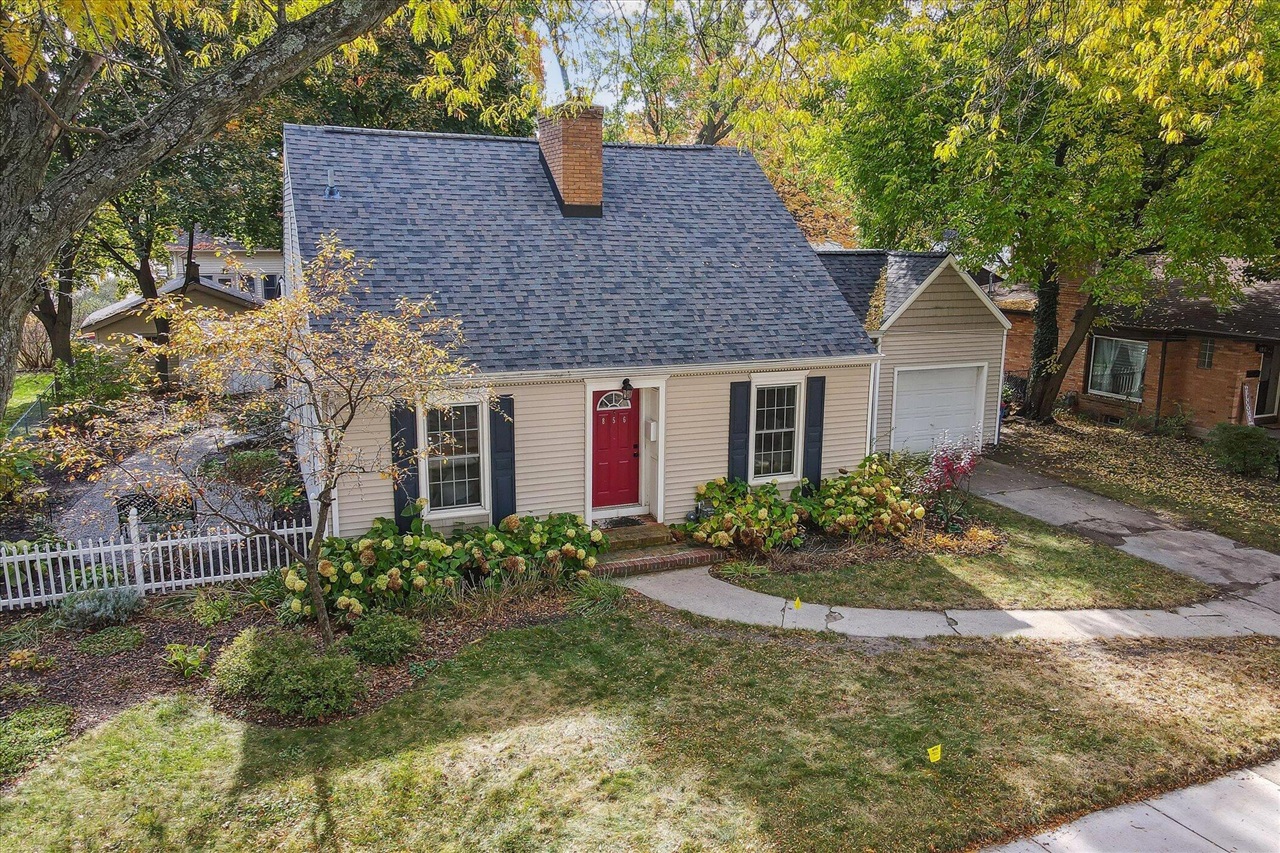 856 Mulford Drive