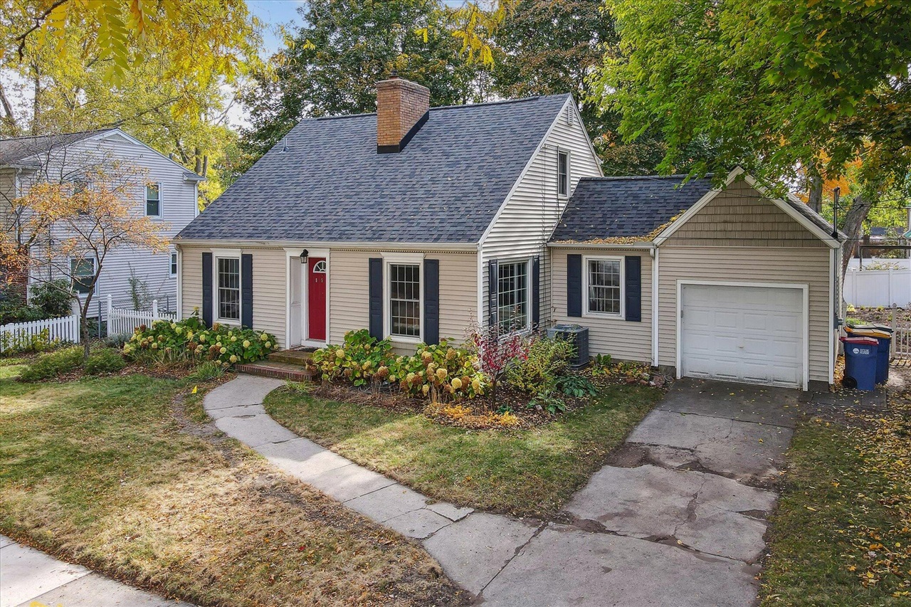 856 Mulford Drive