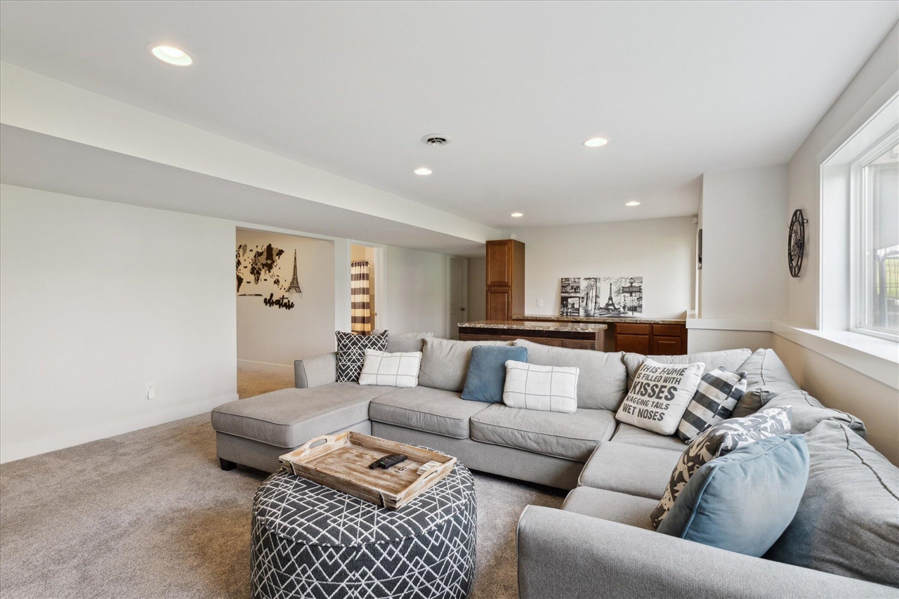 6962 Ringtail Court