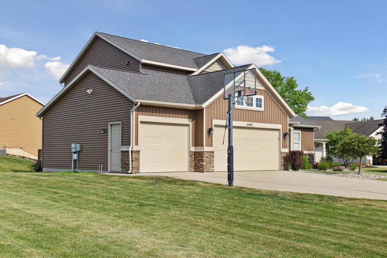 6962 Ringtail Court