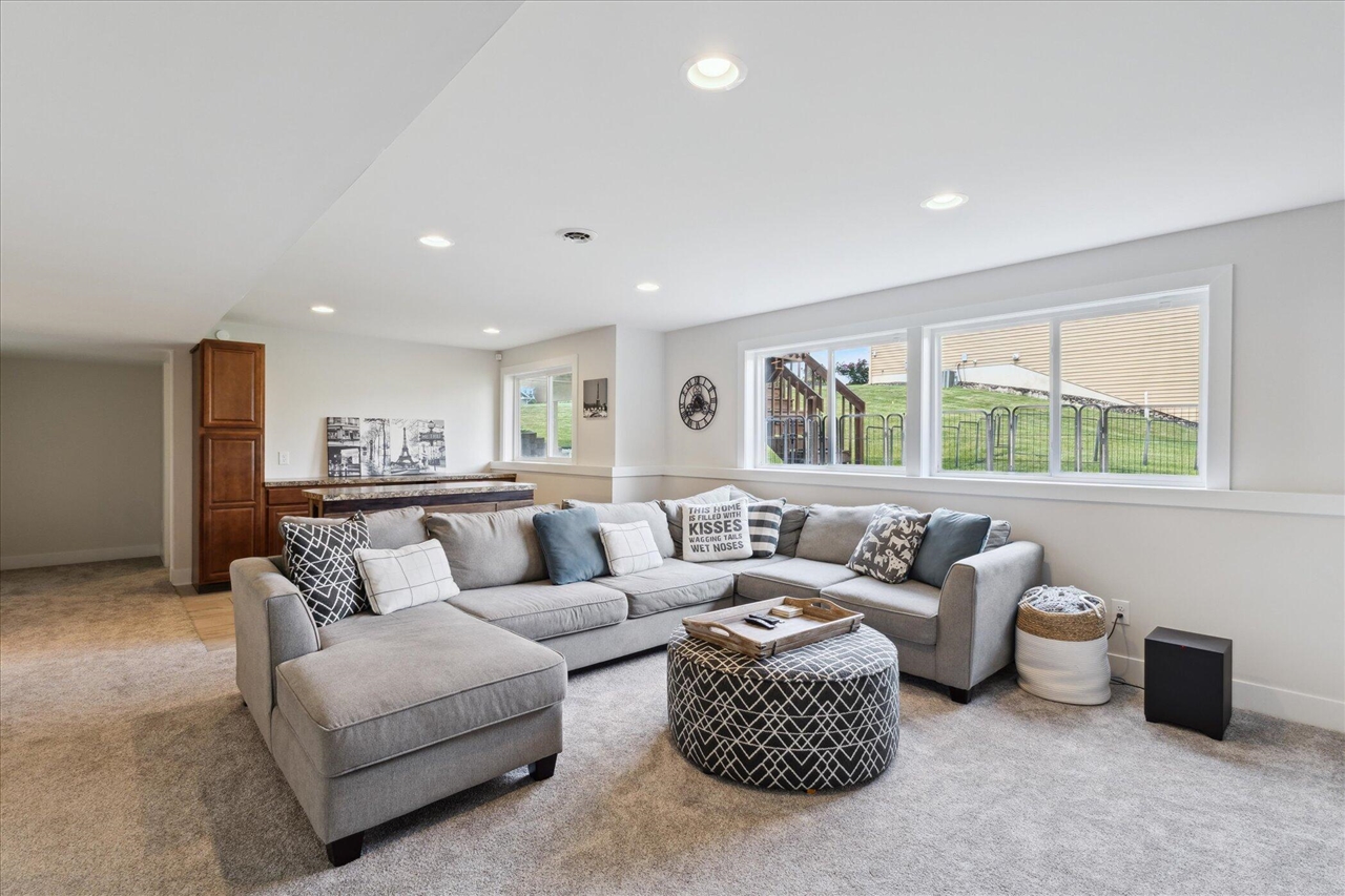 6962 Ringtail Court