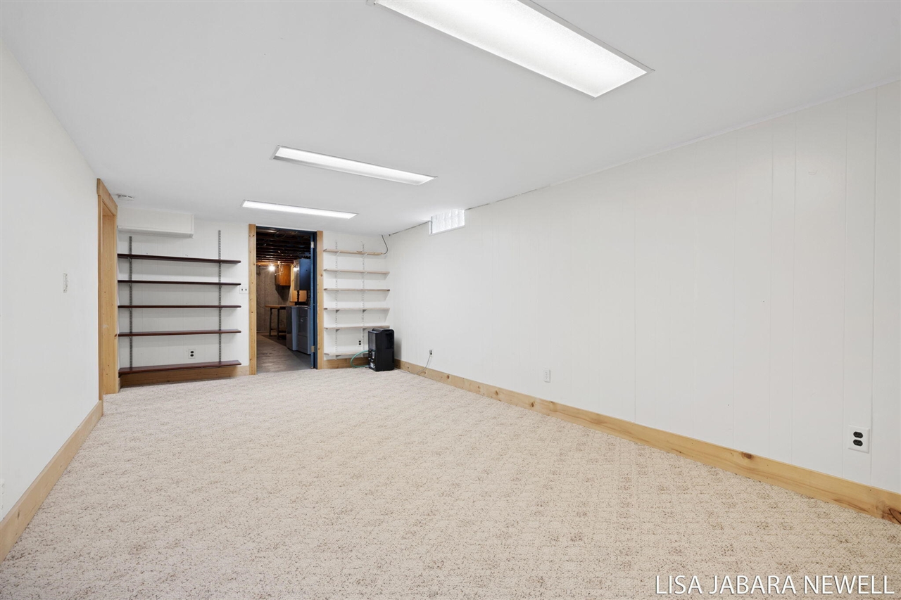 1711 Sherwood Avenue