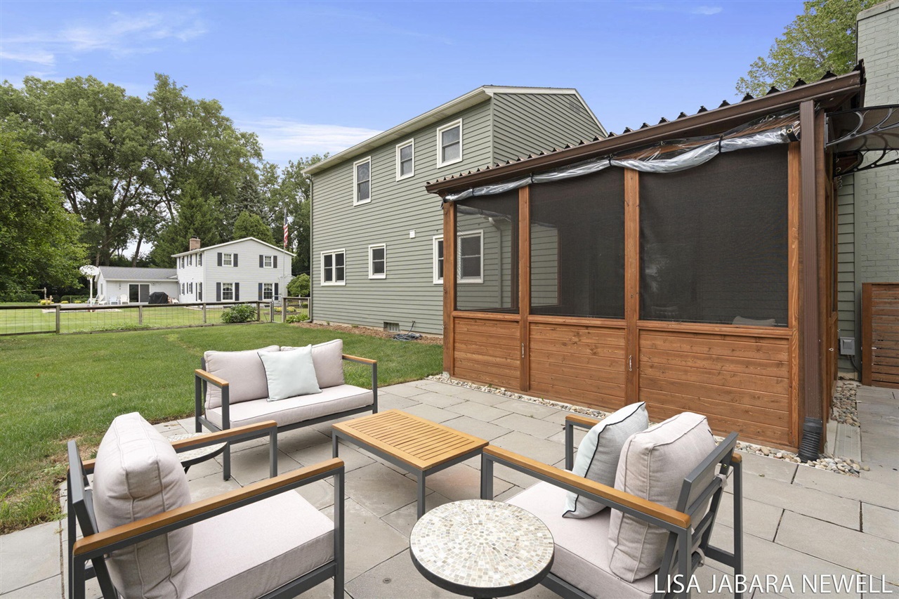 1711 Sherwood Avenue