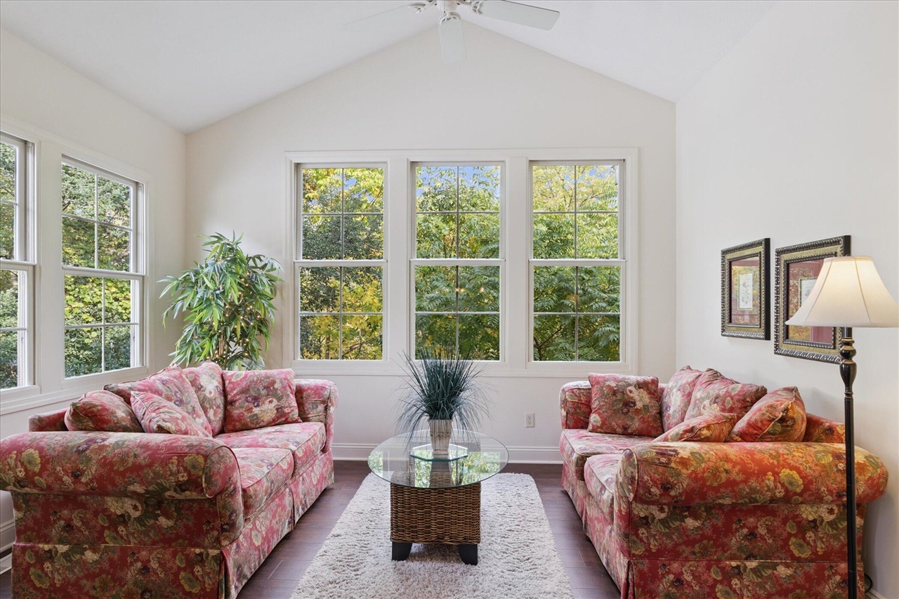 416 Enclave Court