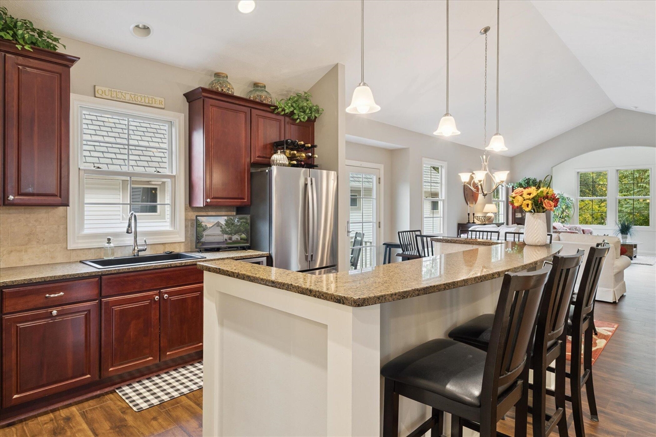 416 Enclave Court