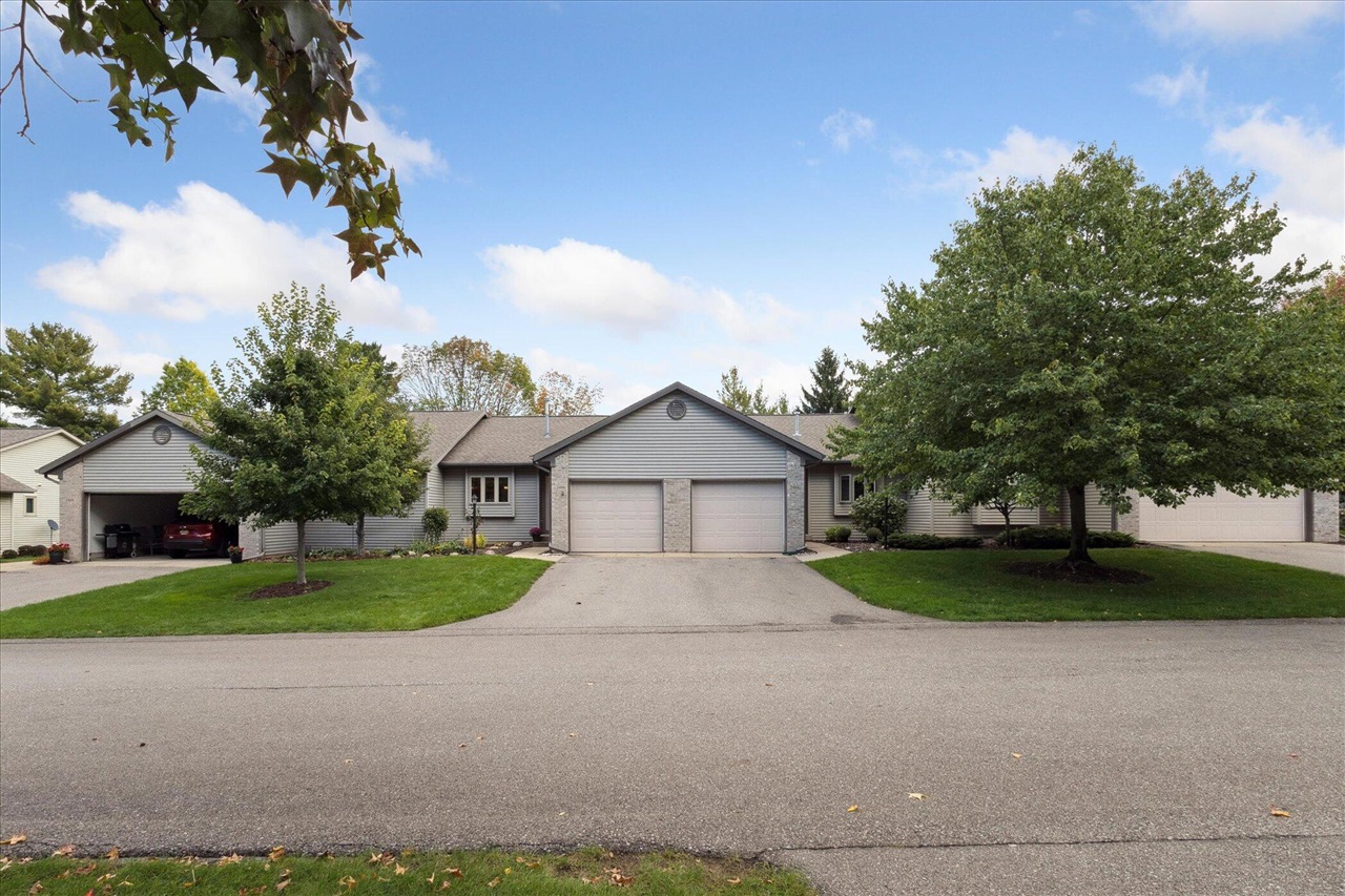 2486 Falcon Pointe Drive