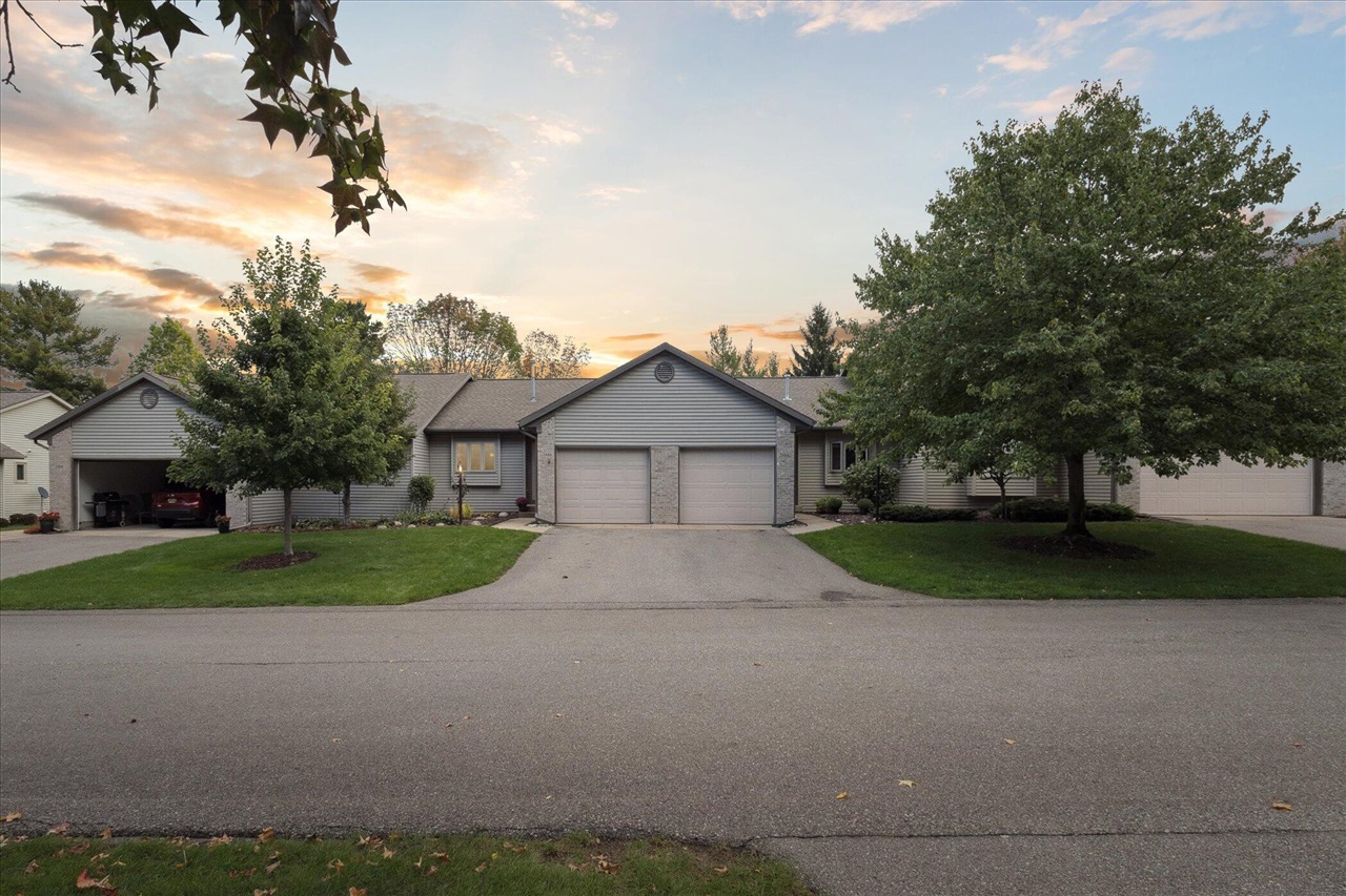 2486 Falcon Pointe Drive