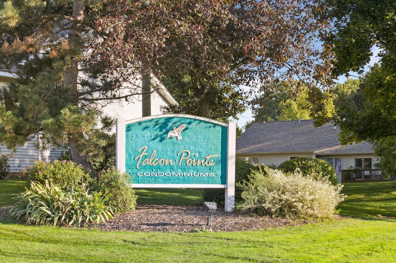 2486 Falcon Pointe Drive