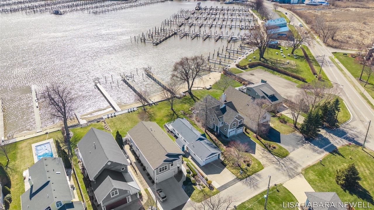 1738 Waukazoo Drive