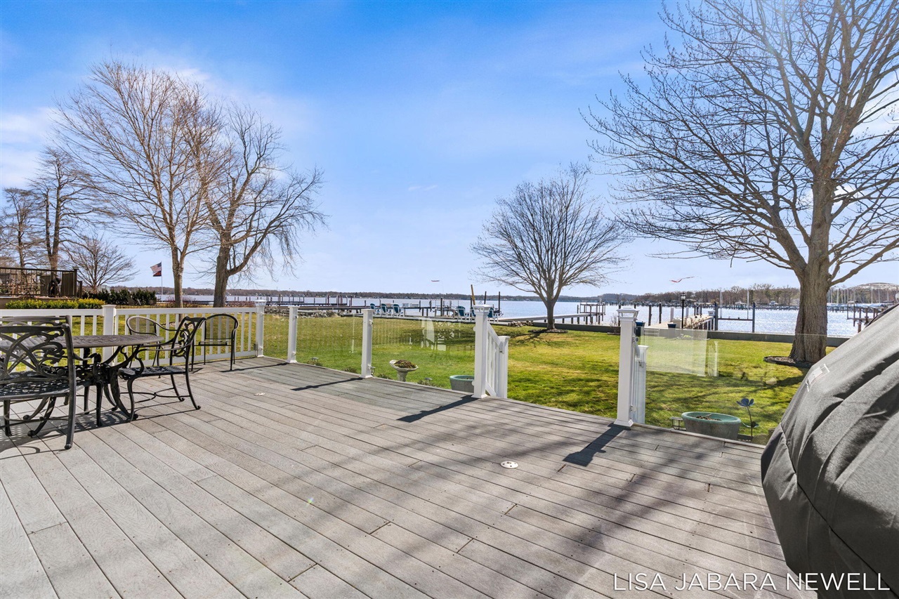 1738 Waukazoo Drive