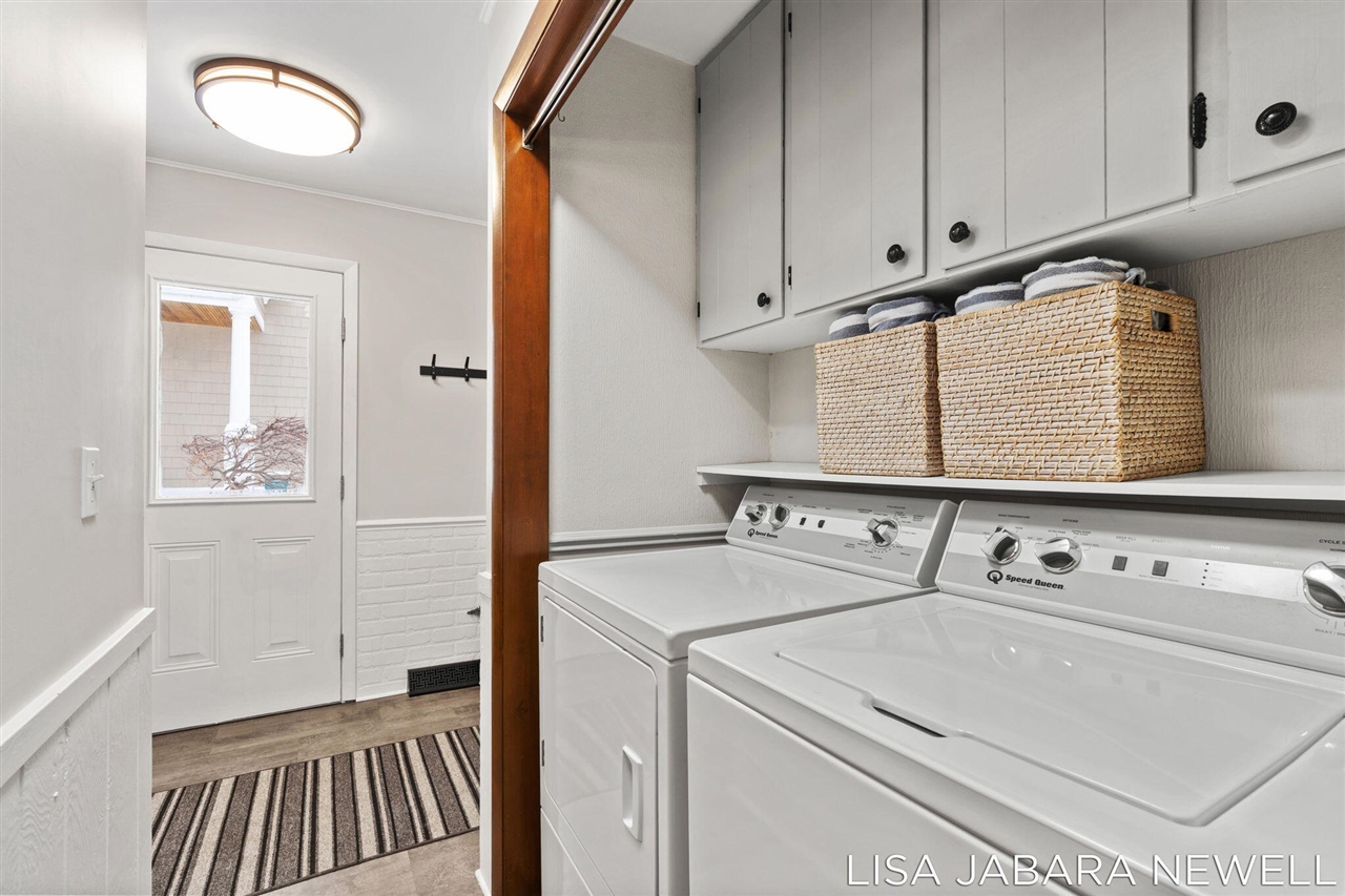 1738 Waukazoo Drive