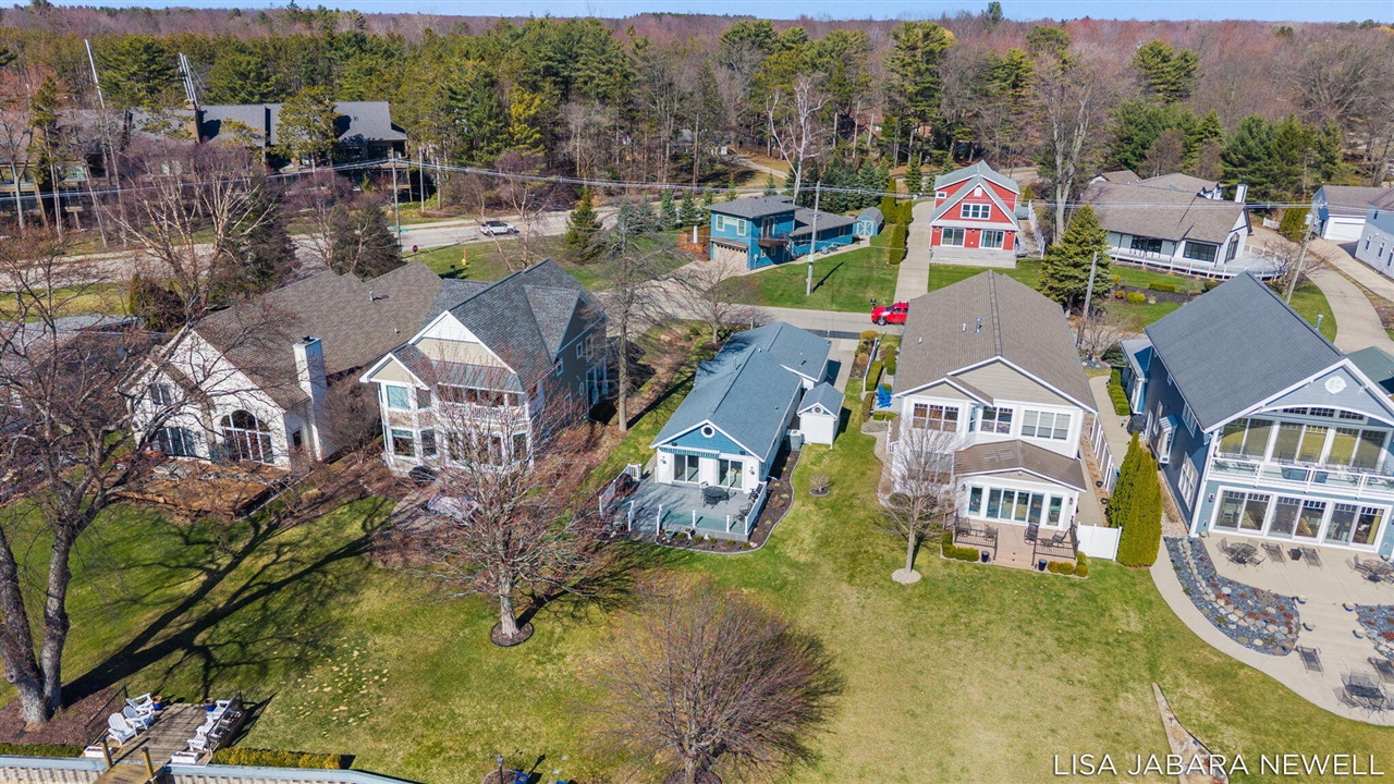 1738 Waukazoo Drive