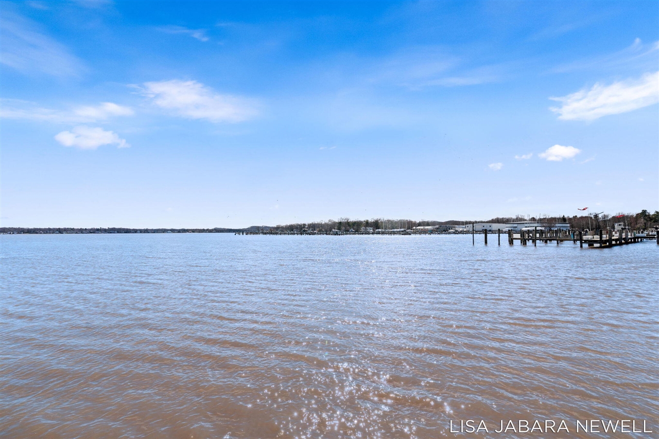 1738 Waukazoo Drive