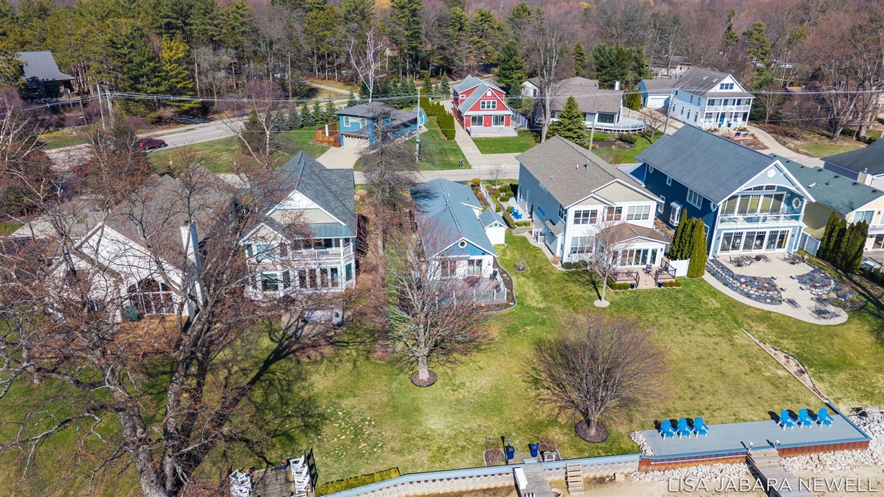 1738 Waukazoo Drive