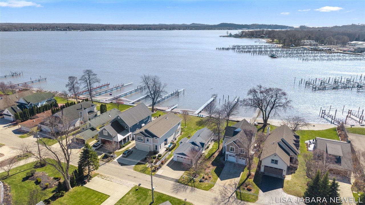 1738 Waukazoo Drive