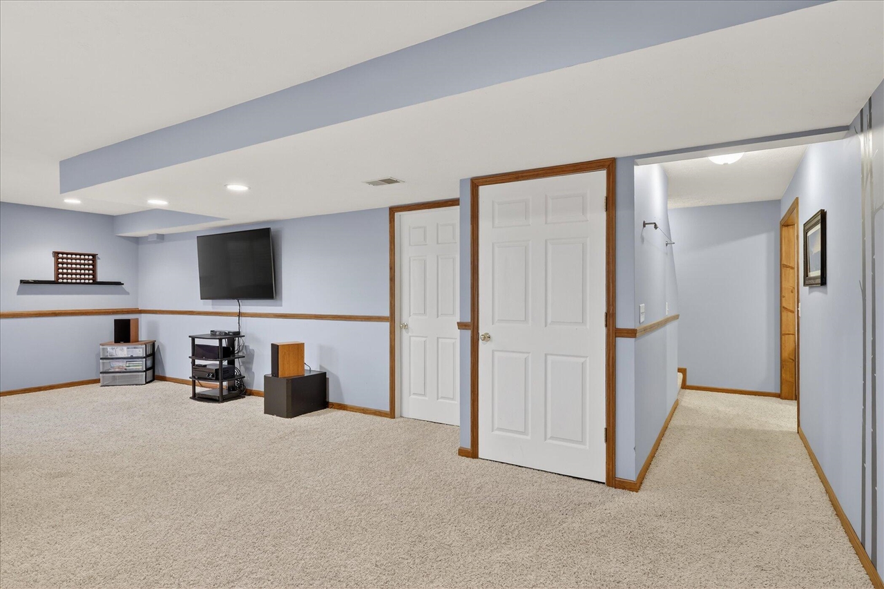 2719 Pine Dunes Drive