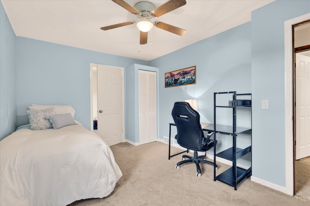 2467 Palm Dale Drive