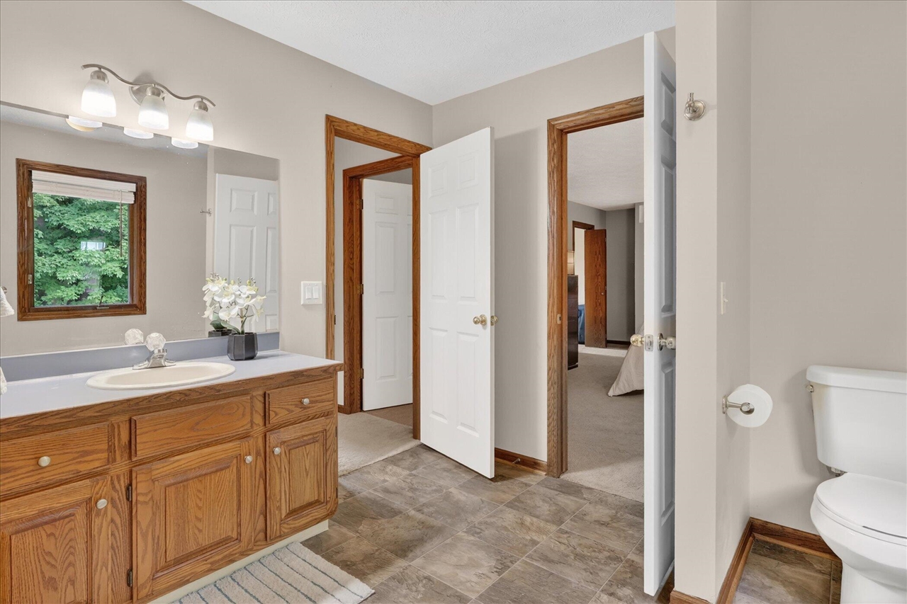 2467 Palm Dale Drive